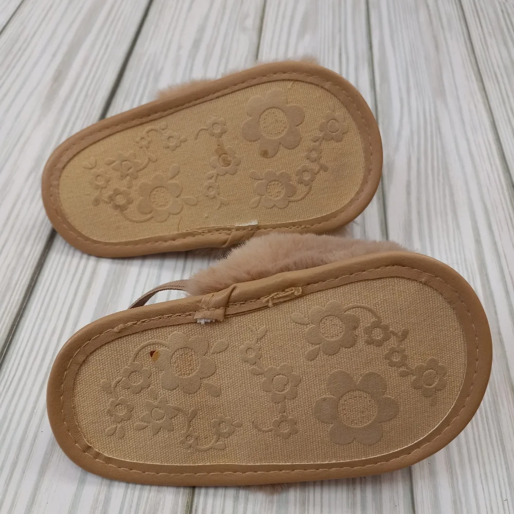 NEW 2 Pairs Faux Fur Embellished Baby Shoes